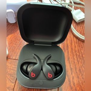 Beats Fit Pro Bundle